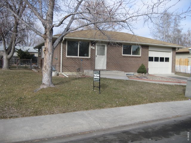 9 S BUSCH Ln, Longmont, CO 80501 9 S BUSCH Ln, Longmont, CO 80501
